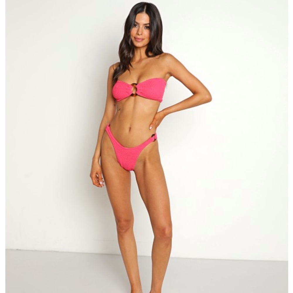 Hunza G Gloria Bikini set Fuschia